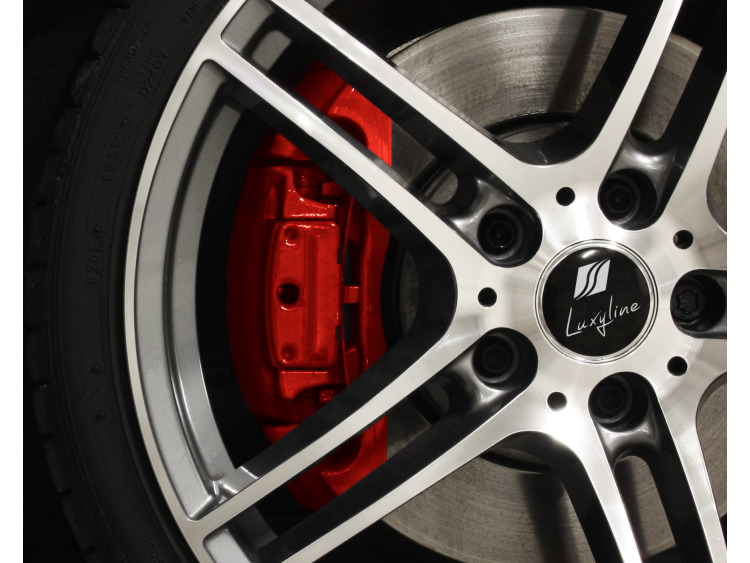 Painting kit for brake calipers red