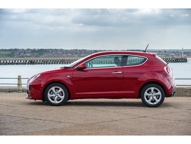 Side windows chrome trim Alfa Romeo Mito