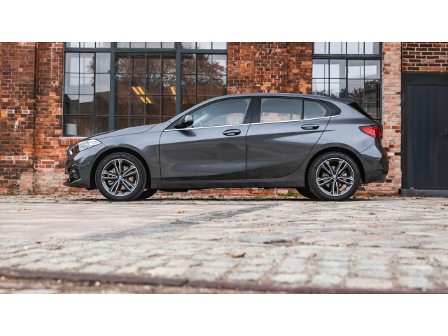 Side windows chrome trim