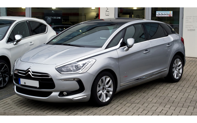 Side windows chrome trim