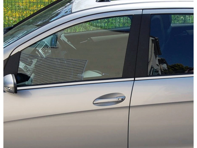 Side windows lower chrome trim Mercedes Classe A W169 0408 Classe A W169 Phase 2 0812 Classe A W17