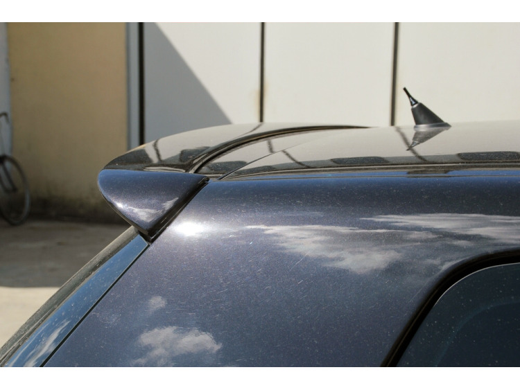 Spoiler / fin VW Golf 5 VW Golf 5 GT TDI VW Golf 5 GTI VW Golf 5 R32 v2 primed