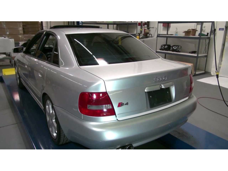 Trunk chrome trim Audi A4 s&eacute;rie 1 94-98 & Audi A4 s&eacute;rie 1 phase 2 99-00