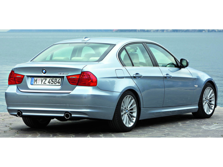 Trunk chrome trim BMW M3 E90 Berline 07-08/E90 Berline LCI 08-11/E92 Coup&eacute; 07-10/E92 Coup&eacute; LCI 09-13