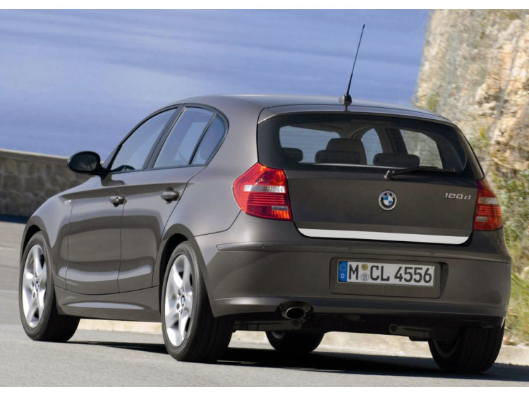 Trunk chrome trim BMW S&eacute;rie 1 E87 LCI 07-11