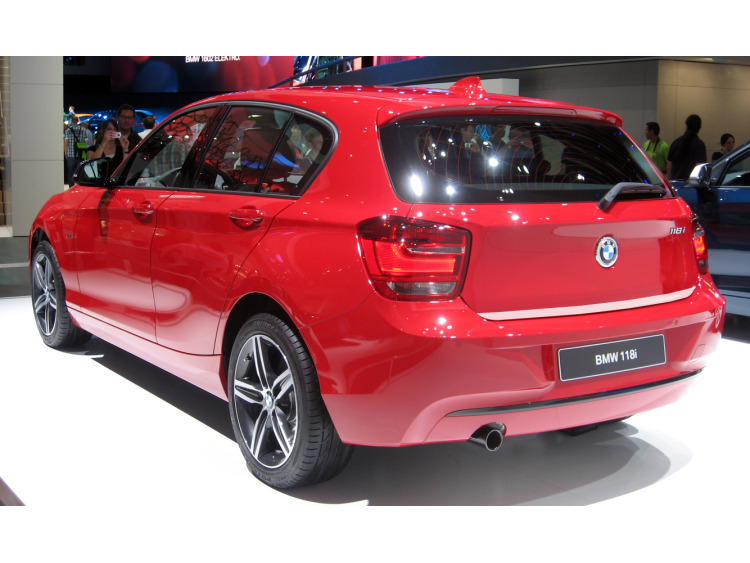 Trunk chrome trim BMW S&eacute;rie 1 F20 11-15