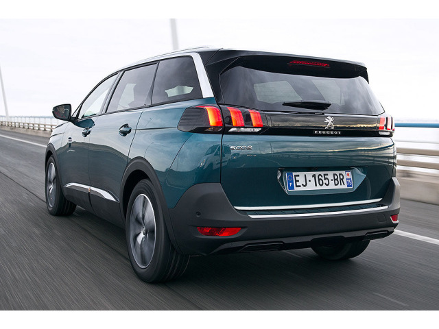 Trunk chrome trim Peugeot 5008 II 1724
